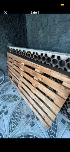VENDO PALHETES GRANDES DE MADEIRA
