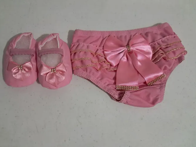 Vendo kits de calcinha B.Rica + Sapatinho.