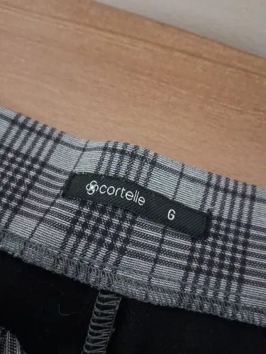 Linda calça mais justa a venda!