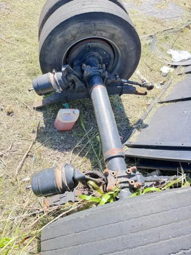 Truck para caminhão - terceiro eixo completo