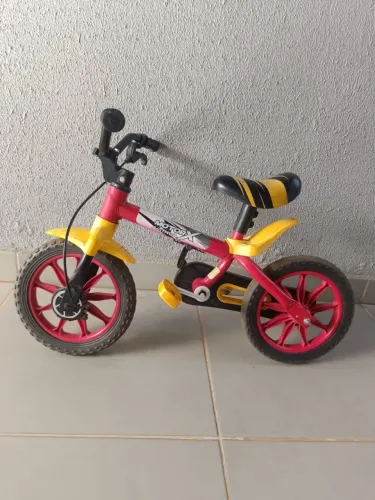 Bicicleta Infantil Nathor Moto X Aro 12 - Vermelha e Amarela