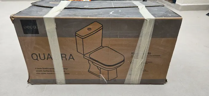 Vaso Sanitário com caixa acoplada DECA