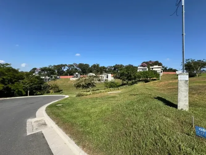 Oportunidade Jardins Nápoles - Lote com 358,28 m² - Apenas R$ 396.000,00