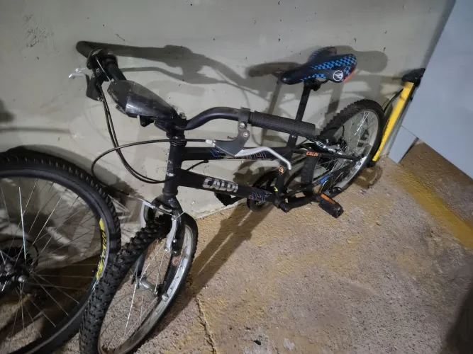 Bicicleta Caloi aro 20 infantil 