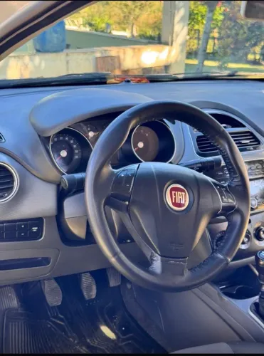 Fiat Punto Attractive Italia 1.4 F.flex 8V 5P 2015