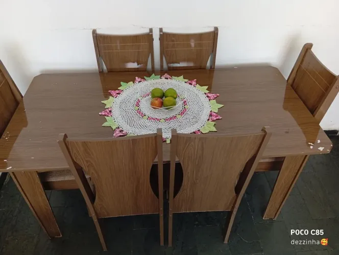 Mesa de jantar 6 cadeiras