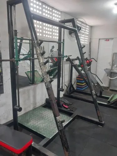 Aparelho de musculação