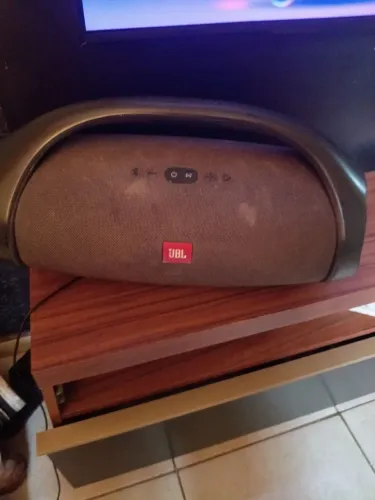 JBL bombox