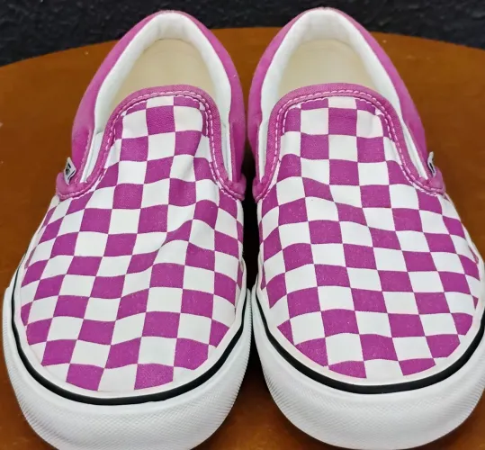 Tênis vans número 36  original  usado 2 vês bem novo  palmilha 23.5