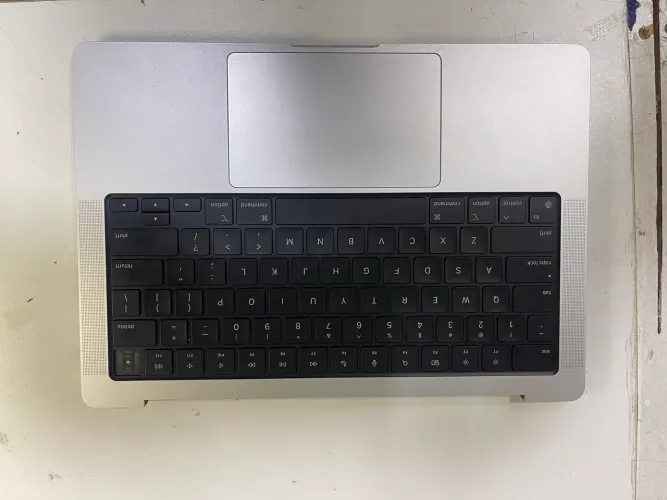 Teclado MacBook Pro M2 A2442 completa