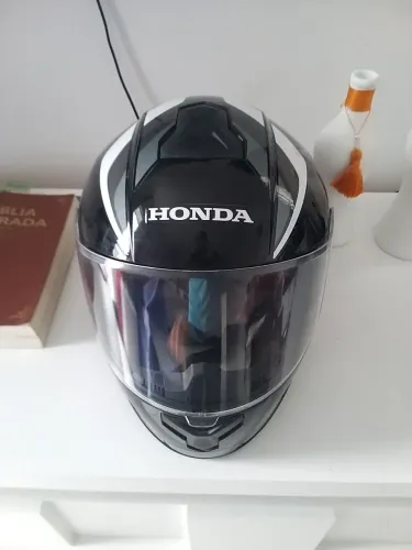 Capacete da Honda 58