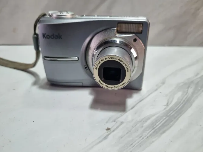 Câmera digital Kodak EasyShare A813