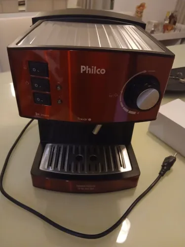 Cafeteira philco 20 bar inox vermelha (seminova)