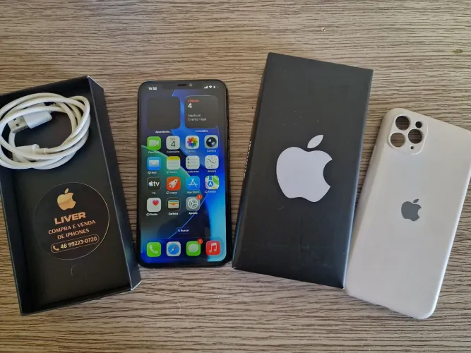 Iphone 11 pro max 512 gb com acessorios 
