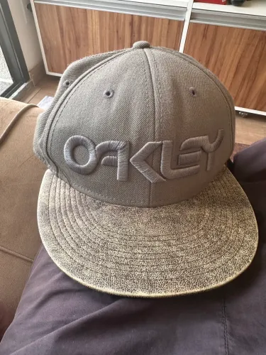 Boné oakley aba reta