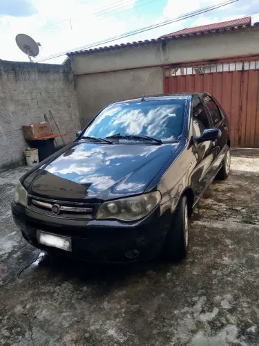 Fiat Palio ELX 1.3 MPI Flex 8V 4P 2005
