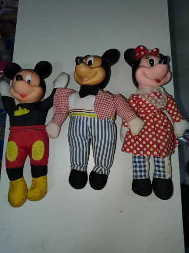Bonecos antigos Mickey e Minnie, cabeça de vinil e corpo de pano