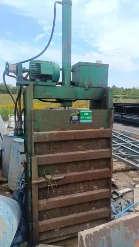Prensa enfardadeira reciclagem