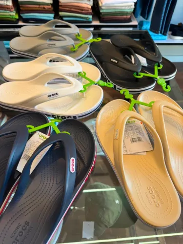 Chinelos Crocs Bayaband