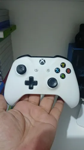 Controle xbox one s branco sem drift
