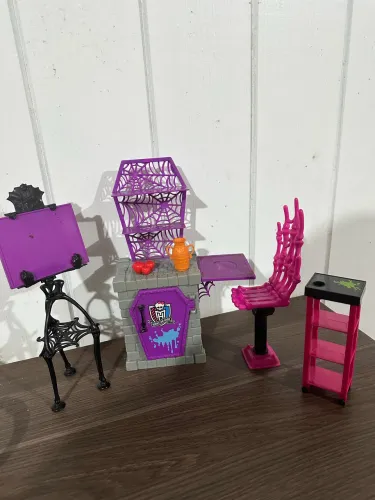 Monster High Sala de Artes