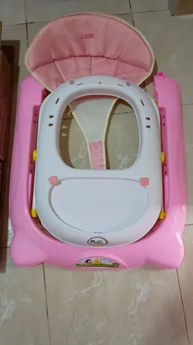 Andador Infantil Musical Bebe La Bamba, Ajustavel Bandeja Som com Rodas Rosa Maxi Baby