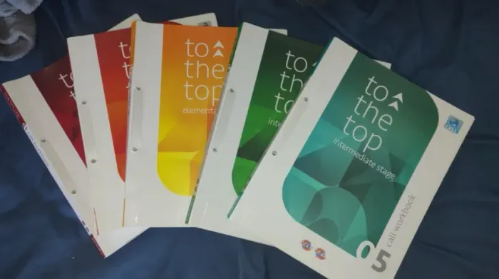 | To the Top do 1 ao 5 (Text and call work book) | LIVROS da Escola de inglês CCAA