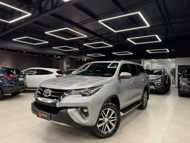 Toyota Hilux SW4 4X4 2.8 Diesel 2018