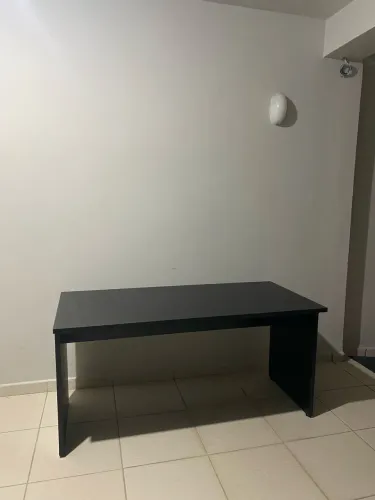 Escrivaninha para home office 