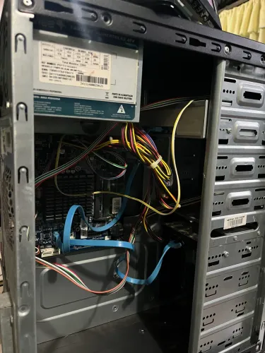 Kit PC Completo + Monitor LG HD+ | Intel Celeron | 4GB RAM | HD 500GB