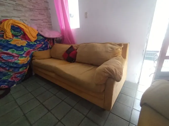 SOFÁ COM DUAS PARTES! 