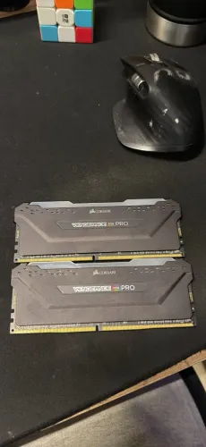 Memoria RAM 32gb (2x 16gb 3600mhz) Corsair Vengeance RGB