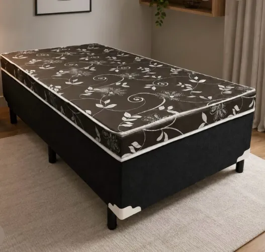 Venda-se cama box semi nova, único dono. Apenas retirada