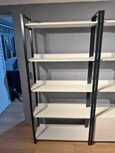 Prateleira MDF Com estrutura de metalon direto da fabrica