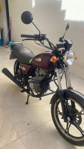 Moto Suzuki intruder 125