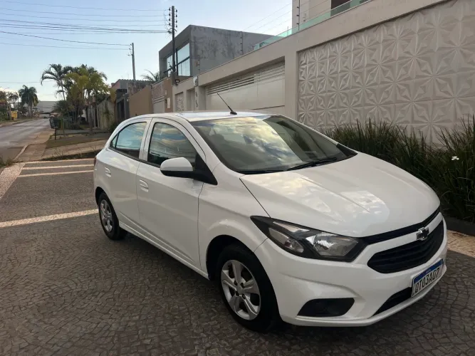 Chevrolet Onix Hatch LT 1.0 8V Flex Mec. 4P 2019
