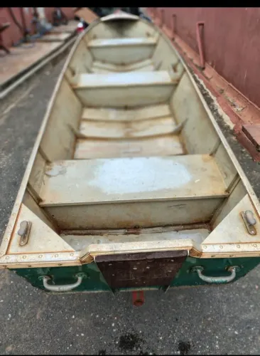 Barco de 5mts, borda baixa marca alumar