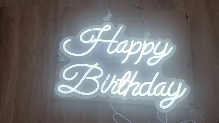 Placa led Happy Birthday - feliz aniversário - parabéns - led / neon