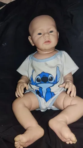 Bebê Reborn menino de silicone articulável