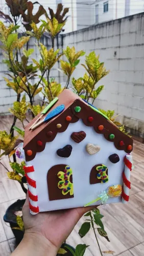 Maquete escolar infantil - Casinha de doces 