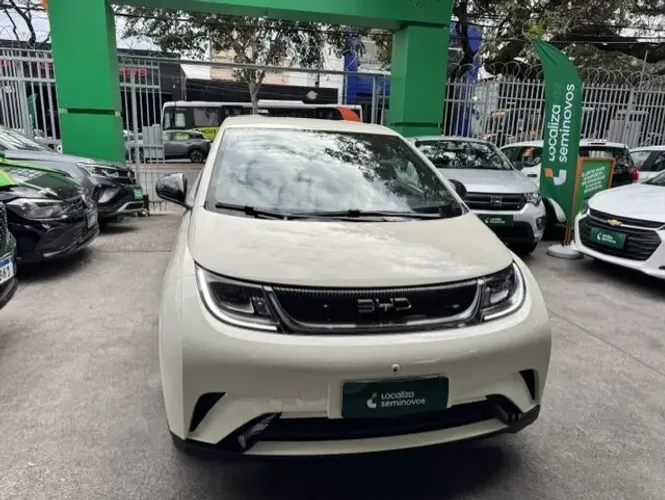 BYD Dolphin EV (Elétrico) 2026