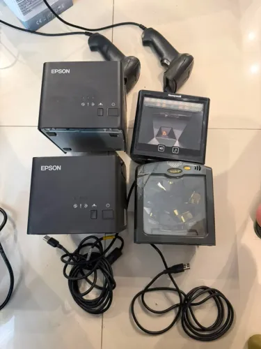 Impressora Epson modelo m352a usada