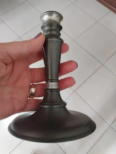 Castiçal peça metálica