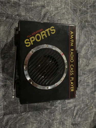 Rádio toca fitas portátil