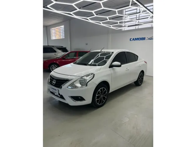 Nissan Versa 1.0 12V Flexstart 4P Mec. 2020