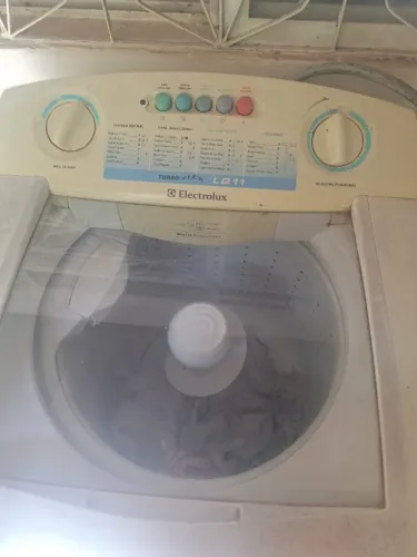 Maquina de Lavar Electrolux 11kg C/ Água quente