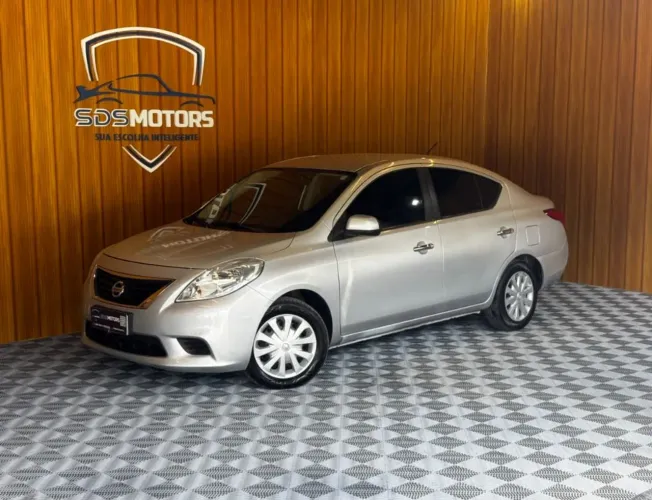 Nissan Versa SV 1.6 16V Flex Fuel 4P Mec. 2013