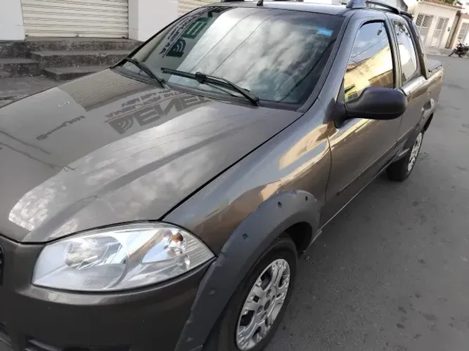 Fiat Strada Working 1.4 MPI Fire Flex 8V CD 2012