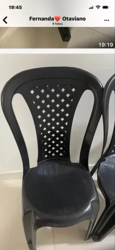 6-Cadeira plástica boa marca e novinha