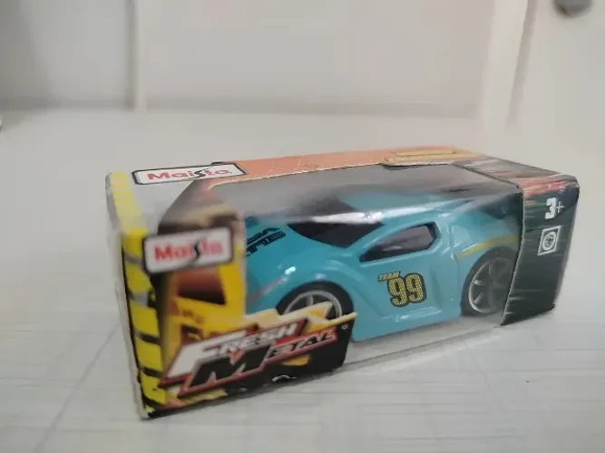 Miniatura Vrt16 Maisto 1/64 (caixa) Azul-turquesa